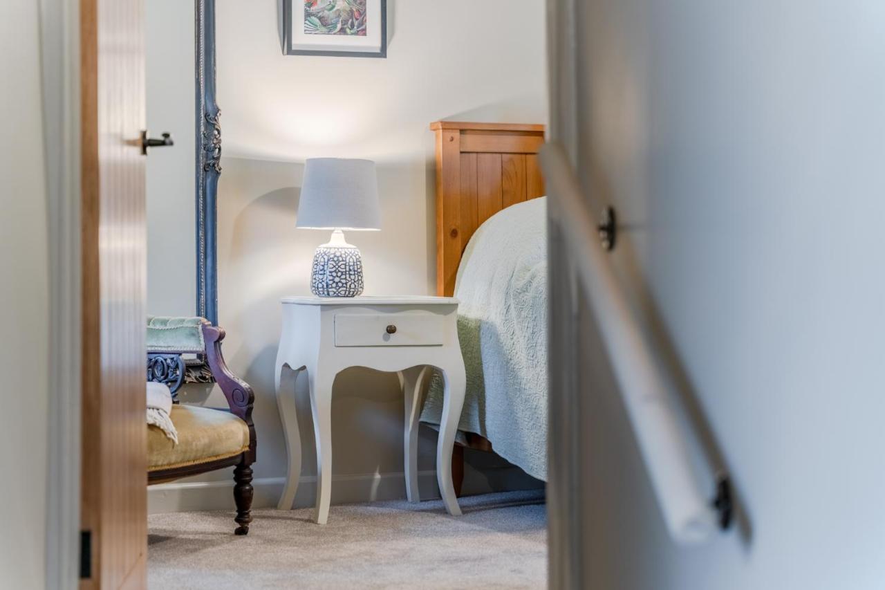 Cotswold Way Cottage Страуд Екстериор снимка