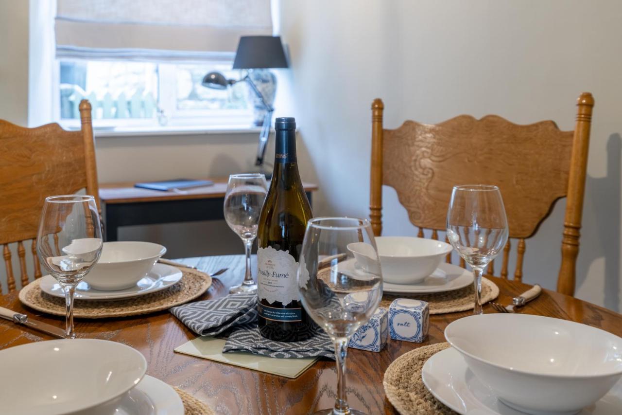 Cotswold Way Cottage Страуд Екстериор снимка
